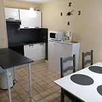 Chez Gustou Apartment *