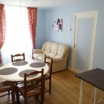 Chez Gustou Apartment Chaudes-Aigues